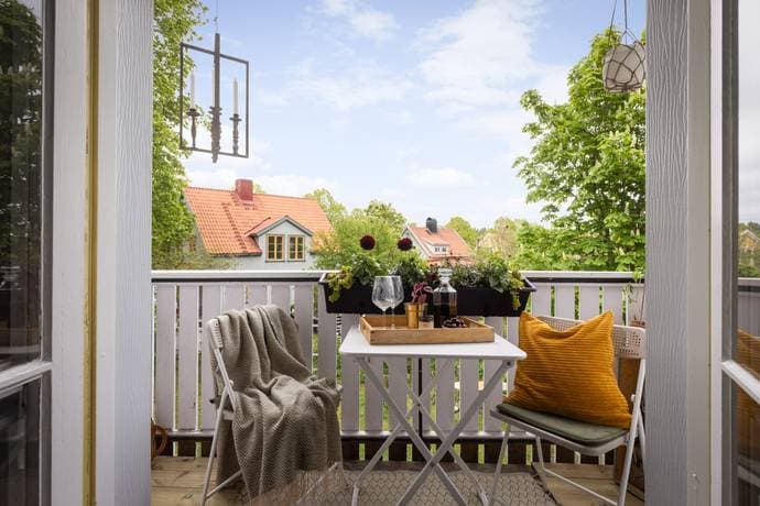 Kyrkogårdsvägen 115 — bild 1