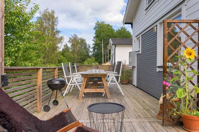 Norrkärrsvägen 8 — bild 1