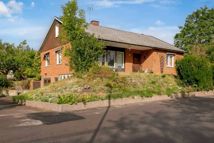 Slåttervägen 11 — bild 1