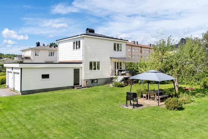 Dobervägen 12 — bild 1